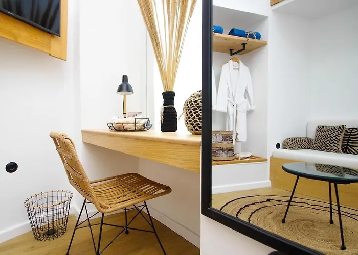 Apartment Horologium Syros