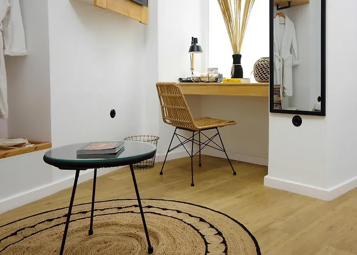 Apartment Horologium Syros