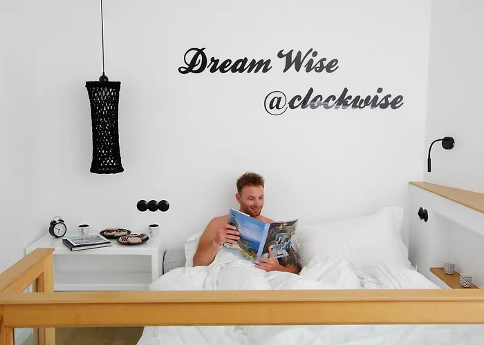 Clock Wise Syros Апартаменты *